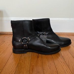 Sz 10 Genuine Leather ankle black boots w/ buckle